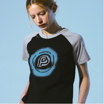 韓國PRENDA - SPRAY LOGO COMBINATION RAGLAN TEE BLACK